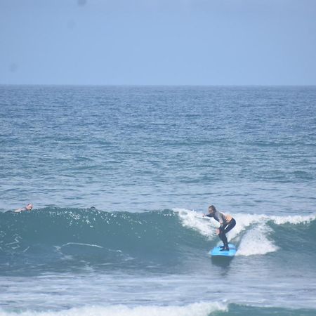 Surf Yoga Ericeira Guest House Ngoại thất bức ảnh