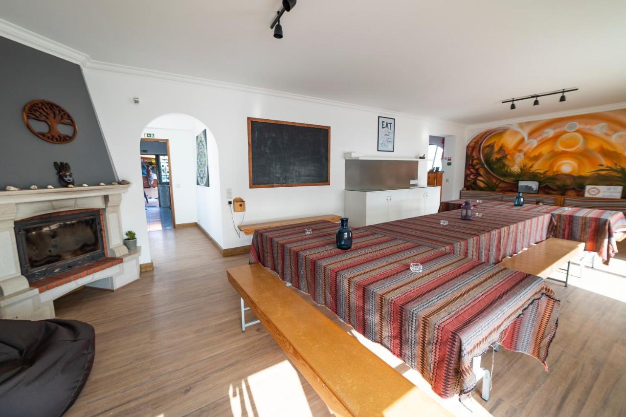 Surf Yoga Ericeira Guest House Ngoại thất bức ảnh