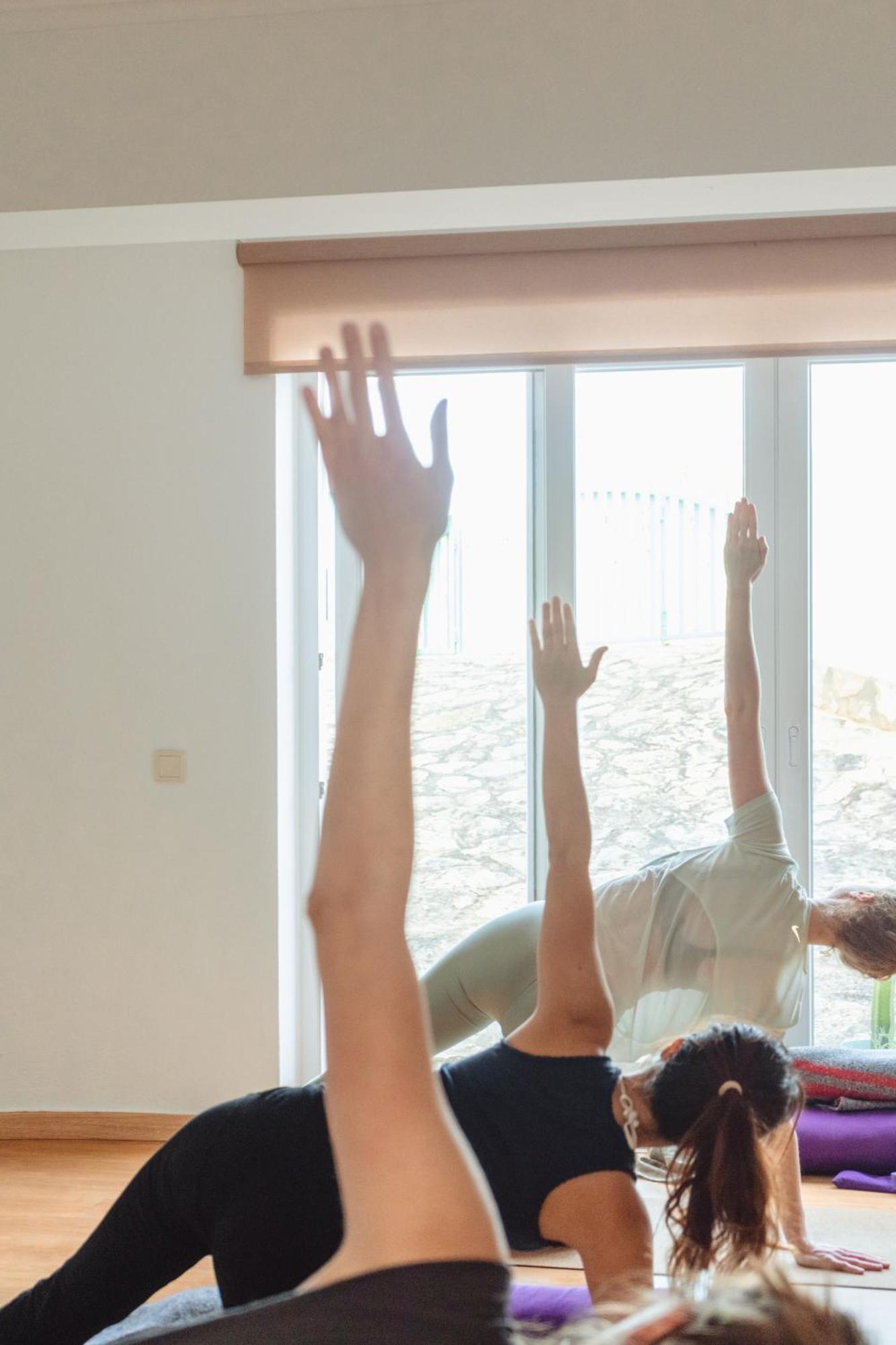 Surf Yoga Ericeira Guest House Ngoại thất bức ảnh